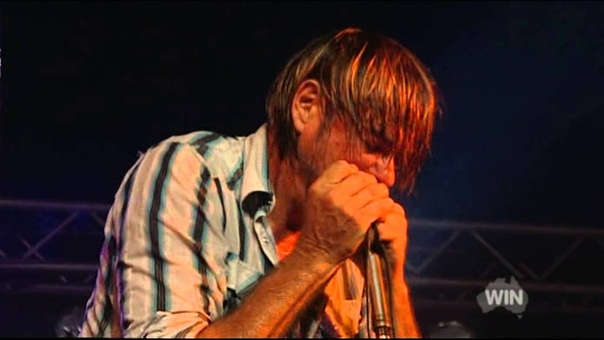 Amazing blues harp solo Graham Mc