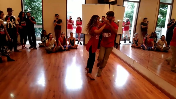 MUITO+ SAMBA 2017 Alexandre Silva e Isis Lucchesi (21, 05,