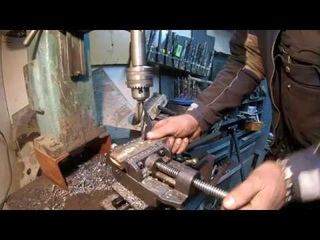 Долбежное приспособление на токарный, из шатунов и штока аммортизатора