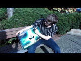 MSI GeForce GTX 580 Lightning Unboxing & First Look Linus Tech Tips