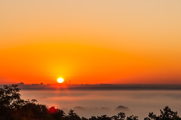 брянск курган бессмертия закат. фото заката брянск. улица рассветов брянск. волшебный рассвет. рассвет брянск.