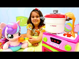 Игры пони. Готовим суп для Фларри Харт