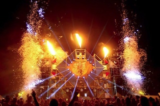 03-08-2013 - Legend Summer Festival - Aftermovie HD HARD