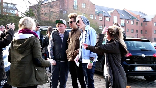 Meeting The Vamps Up