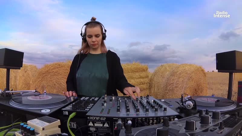 Daxa Live Radio Intense Ukraine,