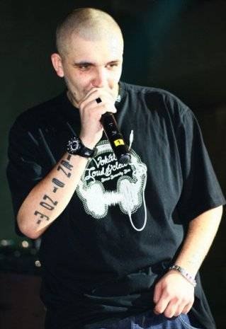 Вова Овчар <<**No musik—^√\——♥~√V——^√V———no life**>> | Львов