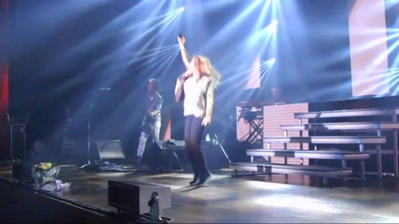 Lara Fabian Medley ABBA ( Lyon 04, 06,