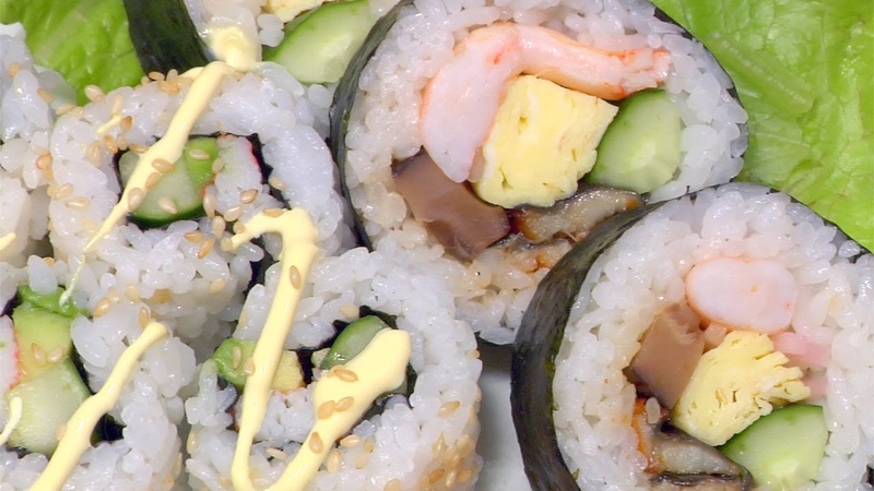 How to Make Futomaki Sushi and California Roll ( Thick Rolled Sushi Recipe), Cooking with