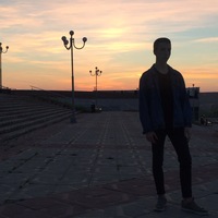 Владислав Кривощёков