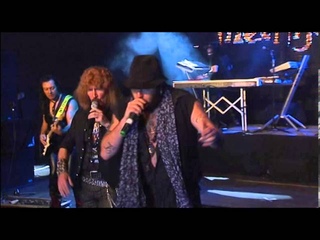 Medina Azahara con Kutxi Romero - Abre la puerta [CONCIERTO]