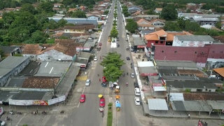 Santa Maria do Pará. Pequeno vôo pela cidade.