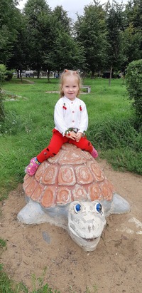 Николай Ларионов