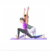 ардха хануманасана