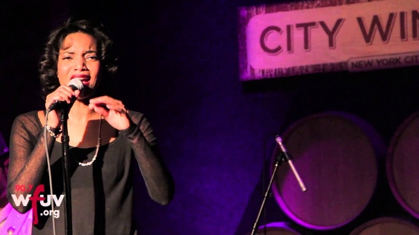 Alice Smith She ( Live at City