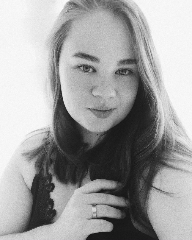 Марина Москвина |