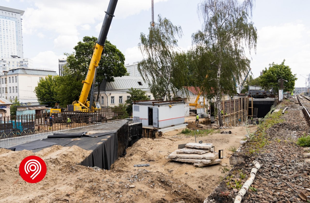 ПОЕЗДА ТРЕТЬЕГО ДИАМЕТРА ПОКА БУДУТ ПРОЕЗЖАТЬ О Это картинка