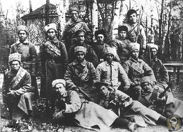 Как китайцы помогли большевикам удержаться у власти в России Китайские солдаты были одними из самых дисциплинированных, стойких и жестоких в Красной Армии. «Китаец он стоек, он ничего не боится.