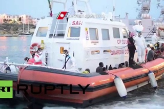 Italy: Coast Guard picks up 107 refugees off the coast of Lampedusa