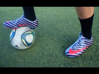 Cristiano Ronaldo 7 Boots: Nike Mercurial Vapor VII CR7 Edition (Unboxing)