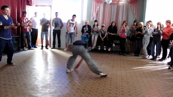 Первый выход Stip