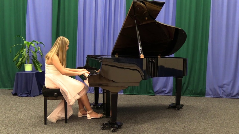04b Emma MOČ ILENKOVÁ