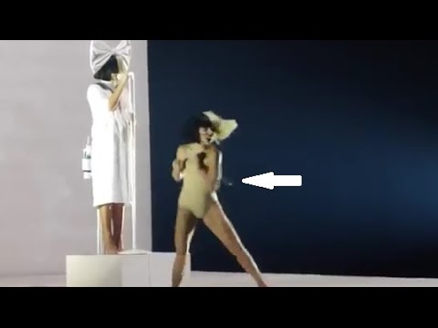 Maddie Zieglers leotard strap breaks during her performance with Sia, she kept dancing, Alive